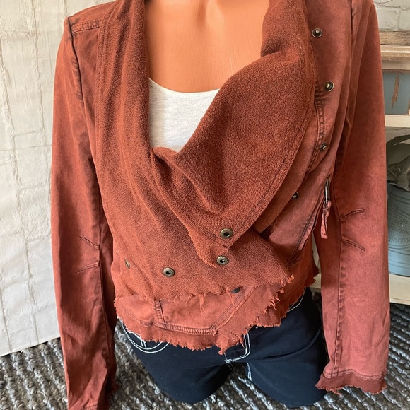 Free People Collapsing Twill Raw EdgeJacket Multifunctional S NWT! - Picture 5 of 13